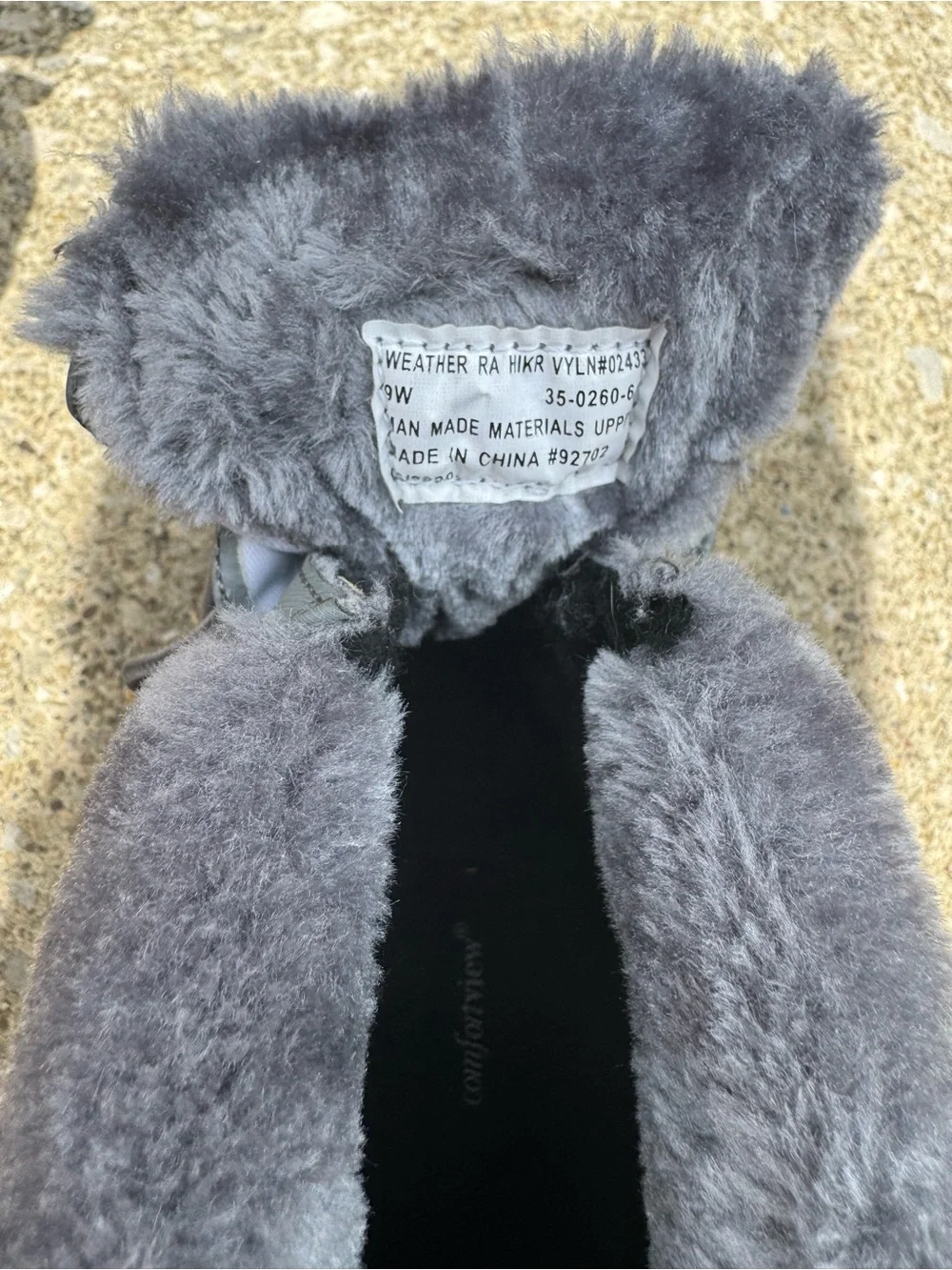 Comfortview Vylon Hiker Gray Faux Fur Lined Winter Boots Size 9 Like New